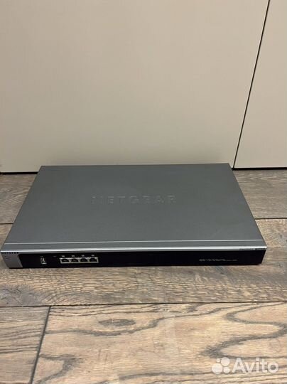 Контроллер netgear WC7520-100EUS ProSafe