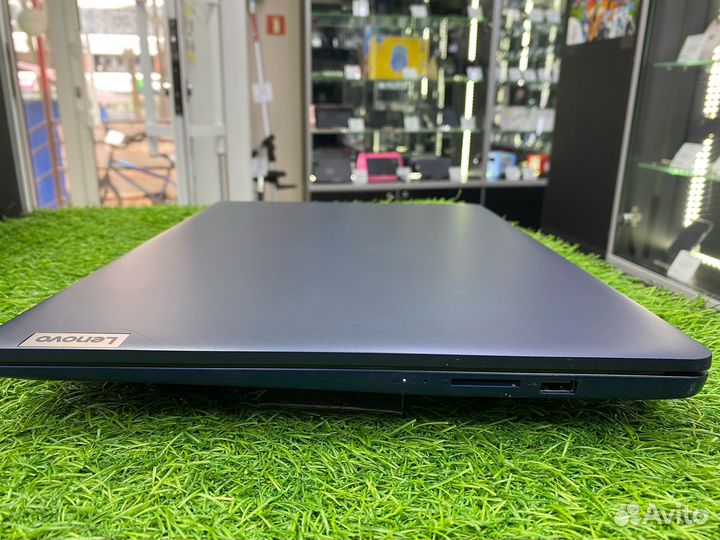 Ноутбук Lenovo IdeaPad 3 17