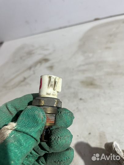 Датчик температуры впуска Ford Scorpio 2.0