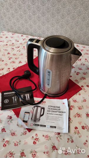 Чайник электрический Redmond 1,7 л