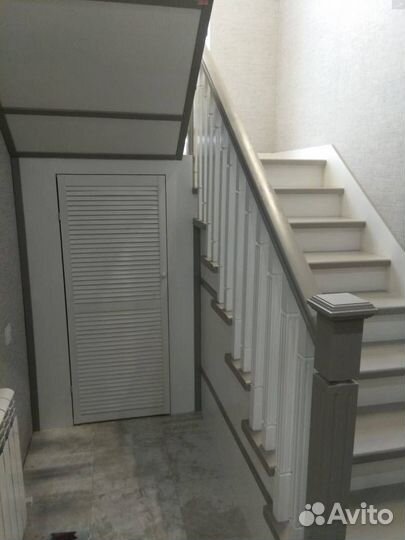 Каркас металлической лестницы