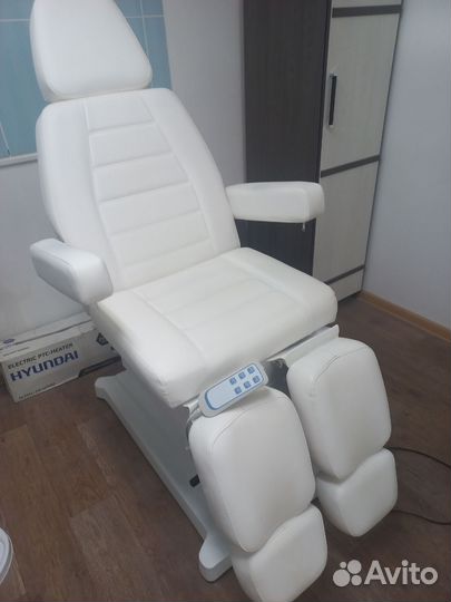 Педикюрное кресло с электроприводом бу