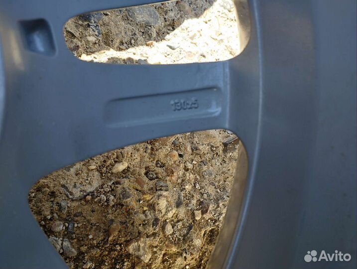 Диски литье р 17. 5-130, 7.5J. taureg WV