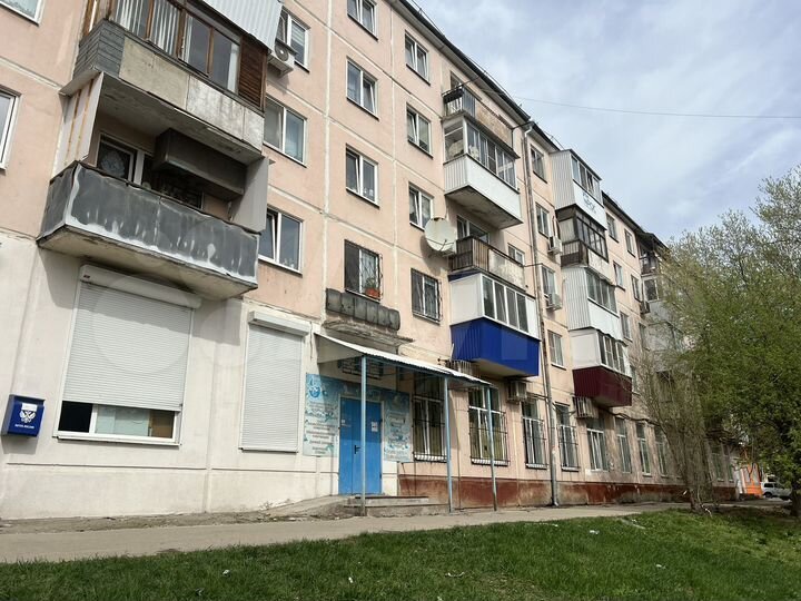 Помещение 240 м² с разводкой воды 16 кабинетов