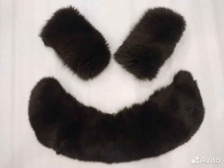 Меховой воротник с манжетами