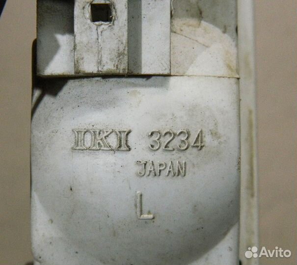 Поворотник бампера передний левый Maxima J30