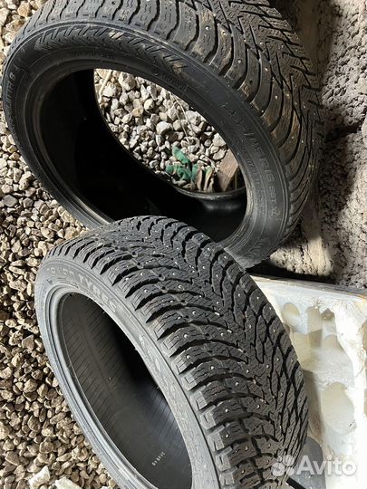Nokian Tyres Hakkapeliitta 8 235/45 R18 98T