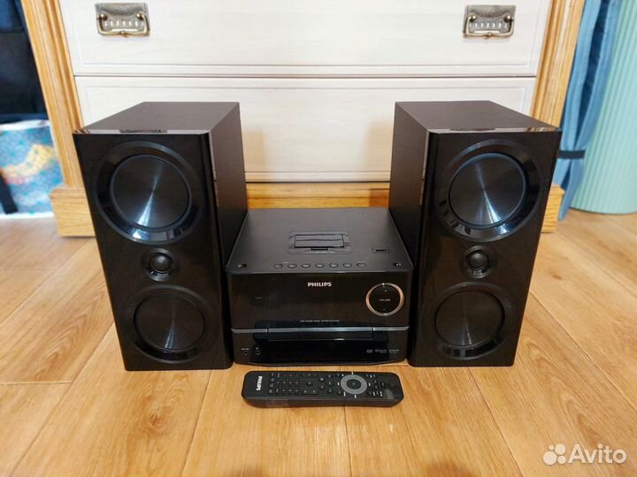 Музыкальный центр philips dcd3020