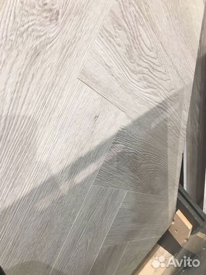 Кварцвиниловая плитка замковая