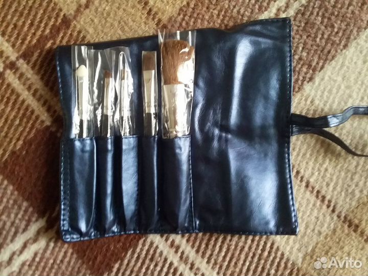 Кисти для макияжа