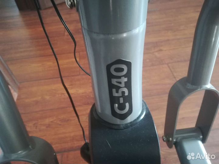 Эллиптический тренажер torneo