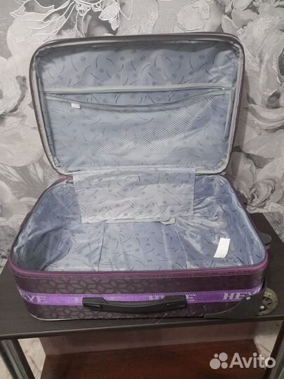 Чемодан на колесах большой