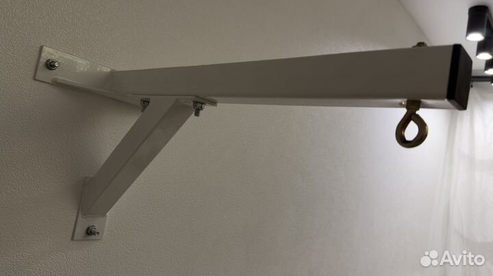 Подвес кронштейн с для бокс, мешка, настенный