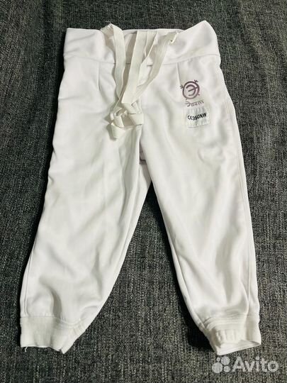 Фехтовальный костюм