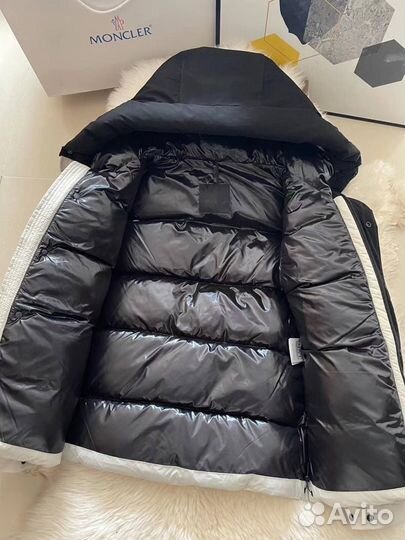 Пуховик moncler madeira