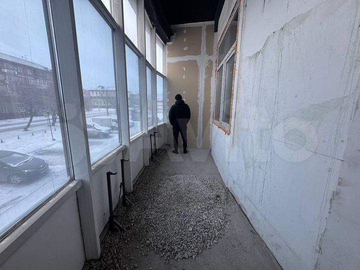 Квартира-студия, 70 м², 1/16 эт.