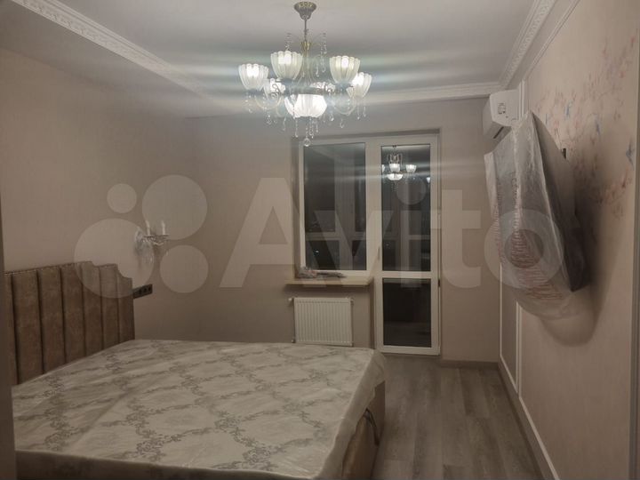 2-к. квартира, 64,4 м², 2/18 эт.