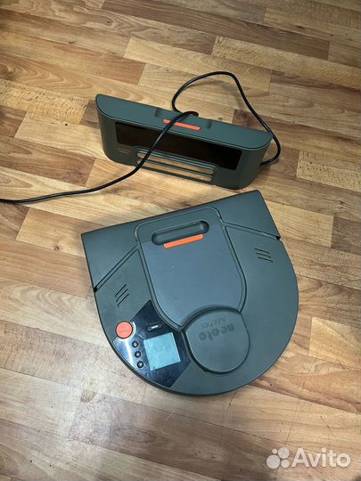 Робот-пылесос Neato XV-11