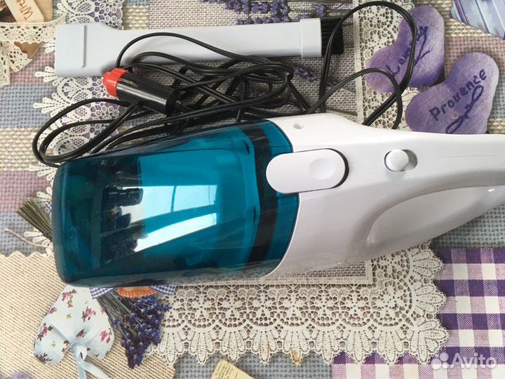 Автомобильный пылесос