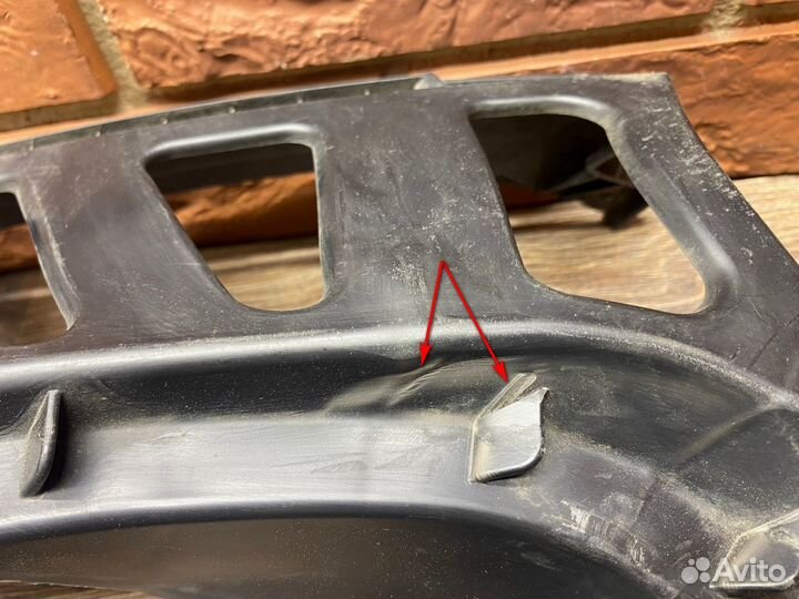 Кронштейн противотуманной фары правый Mini F56 Jcw