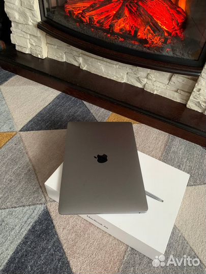 Macbook air 13 2018 retina 256Gb