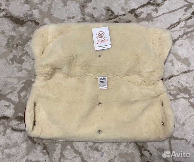 Меховая муфта фирмы Markus на коляску/санки