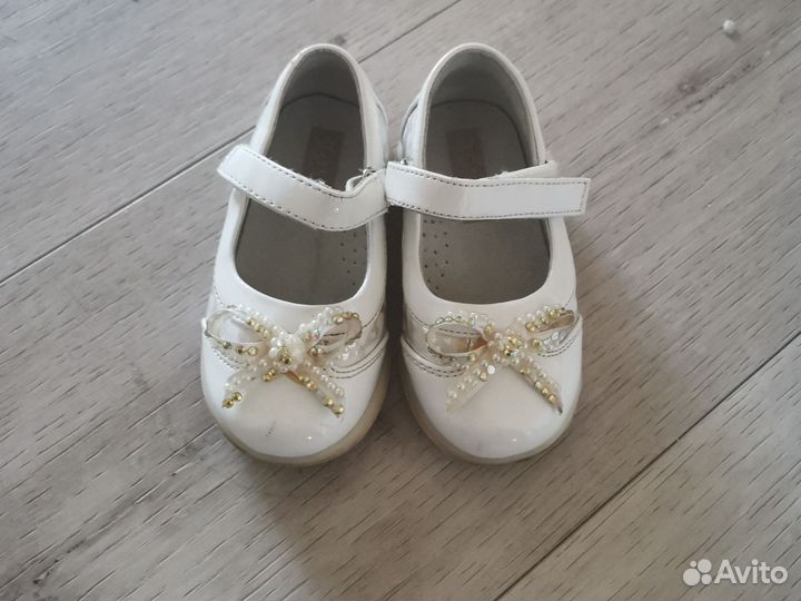 Туфли на девочку