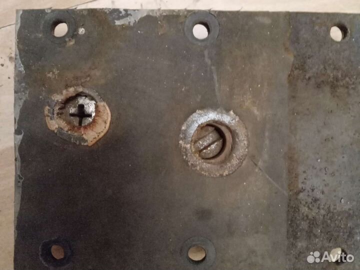 Замок гаражный без ключей