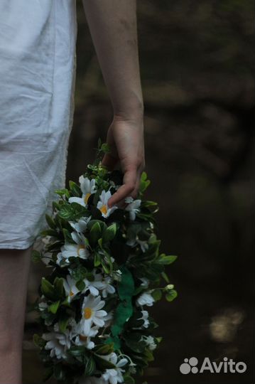 Венок на голову из цветов ромашек аренда/продажа