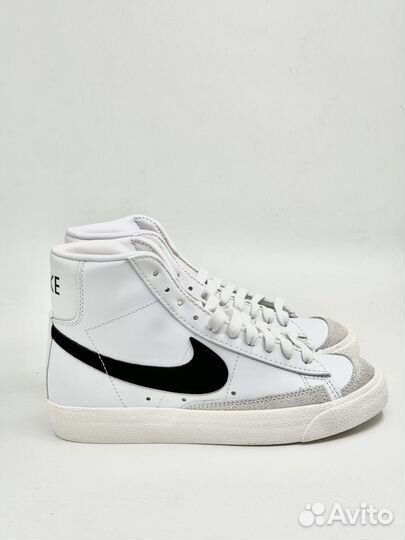 Nike Blazer Mid 77 White Black (Women's)