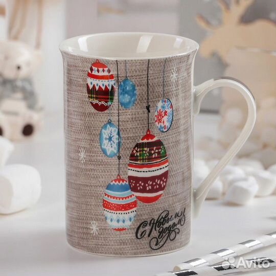 Кружка фарфоровая Доляна «Ёлочные игрушки», 300 мл