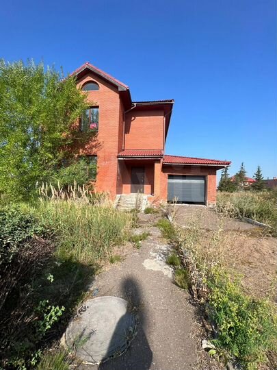 Коттедж 337,6 м² на участке 9 сот.