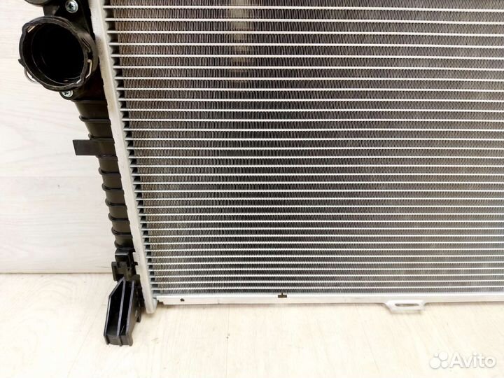 Радиатор охлаждения Mercedes E(W211) 1,8-2,0/2,7D