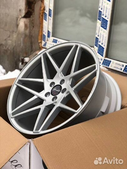 Диски Gianelle Parma R20 на Kia Stinger Lexus GS