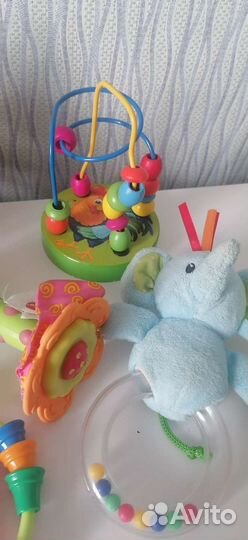 Развивающие игрушки пакетом
