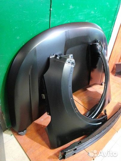 Передняя часть передняя Ford Explorer 5 U502