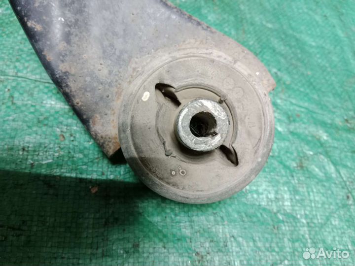 Jaguar x type рычаг передний правый