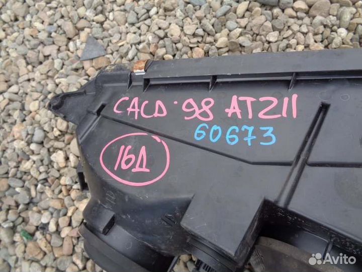 Фара правая Toyota Caldina ST210 3S-FE 1998