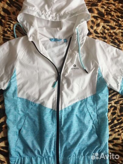 Ветровка для девочки 140 см