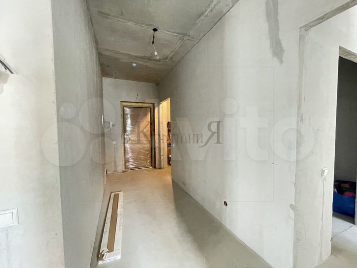 3-к. квартира, 98 м², 1/25 эт.