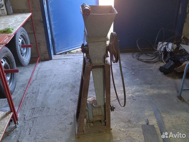 Зернодробилка 3 фазы