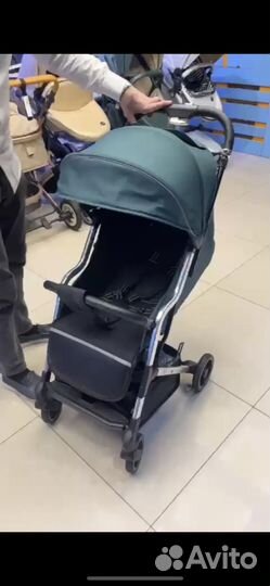 Прогулочная коляска Luxmom