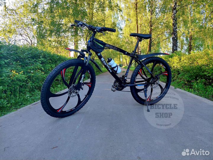 Велосипед BMW на литье в max комплектации