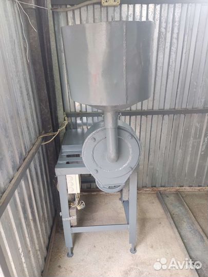 Зернодробилка бу