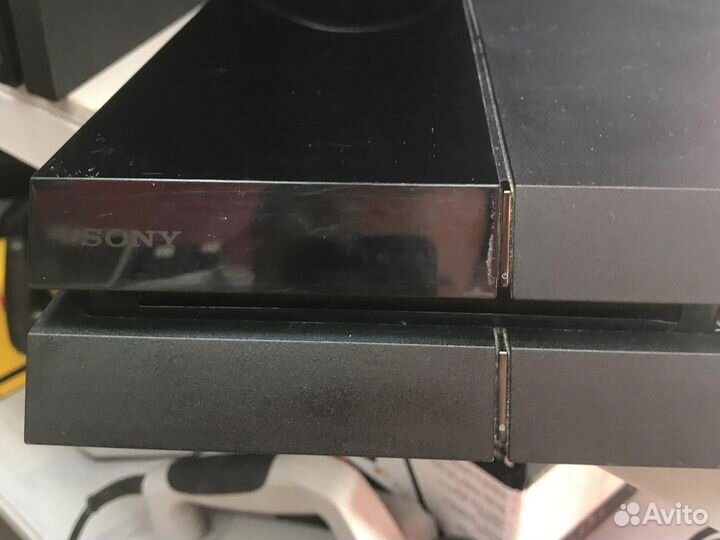 Sony PS4 fat