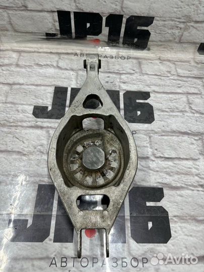 Рычаг подвески задний правый Infiniti M35 Y50