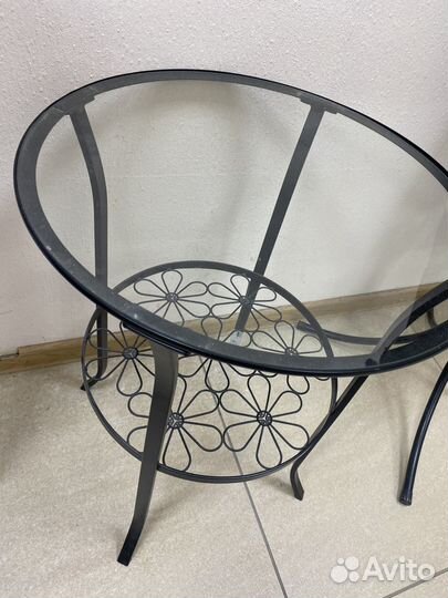 Журнальный столик IKEA со стеклом