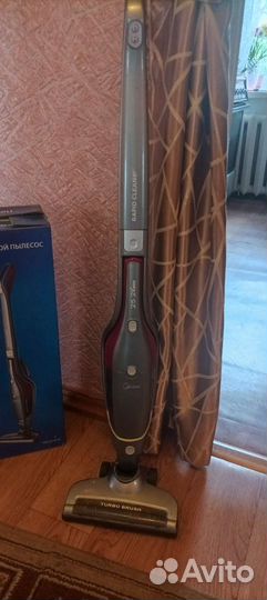 Вертикальный беспроводной пылесос