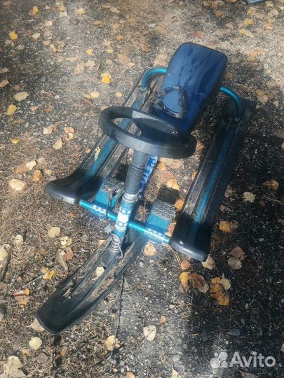 Детский снегокат бу