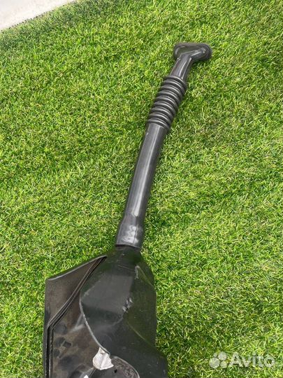 Водосток крышки багажника левый Tesla Model X 2018